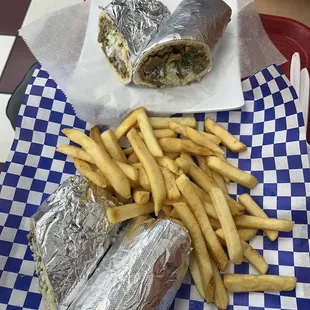 His n hers Beef Lamb Gyro   with 2 Baklava to go