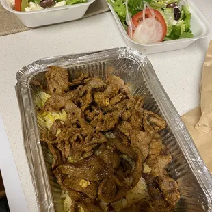 Beef Shawarma Plate--where&apos;s the grilled onions and tomatoes that go in a shawarma?? Ordered xtra salad.