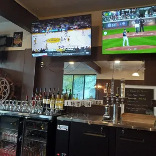Laud back chill bar that offers incredible food and craft with friendly service