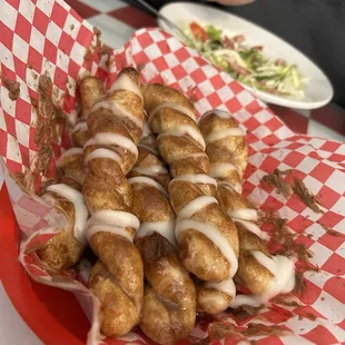 Cinnamon breadsticks
