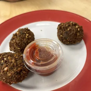 1/2 FALAFEL (3 pcs)