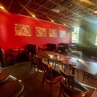 Overview of the restaurant