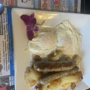 2 eggs platter