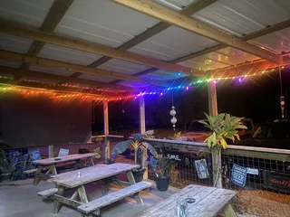 Lone Star Tavern