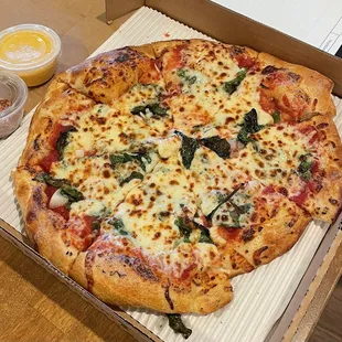 Spinach Deluxe Pizza
