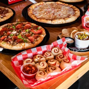 pizza, food