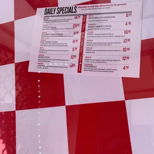 Clever to put the daily specials under glass #contactless