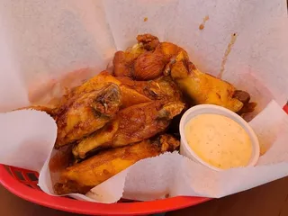 M Mogger's Restaurant & Pub