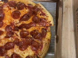 Greek's Pizzeria