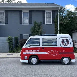 ramen and noodles, outside