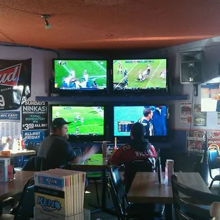Great place for Sunday football!