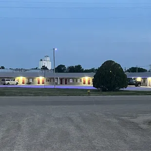 Green Acre Motel