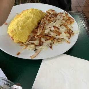 Western Omellet and hash browns