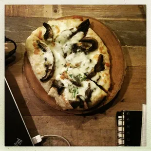 Garlic Mushroom Flatbread