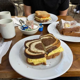 Breakfast Sandwich