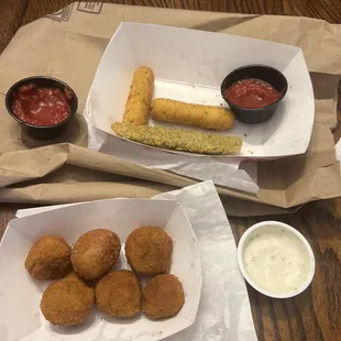 Mozzarella sticks, fried mushrooms and fried pickle spears