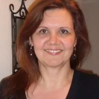 Angelika M.
