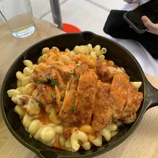 Buffalo Chicken Mac and Cheese