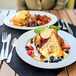 Creme brulee french toast