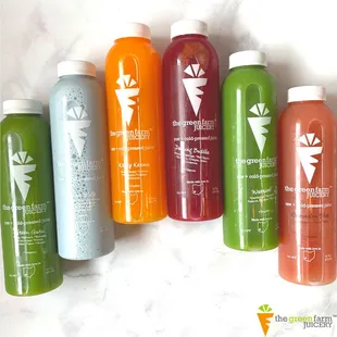 Try a 1-Day Cleanse with us! You&apos;ll receive 6 items (juices + milk) + 1 wellness shot.