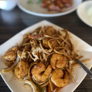 Shrimp Lo Mein