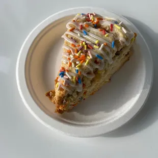 Gluten friendly vegan birthday  scone!! Ohh  my goodness so yummy!!