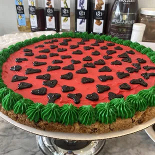 Gluten friendly vegan cookie cake!! The best chocolate chip cookie cake I have had and it's VEGAN!