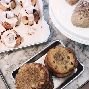 Classic cinnamon rolls, cinnamon scones and cookies