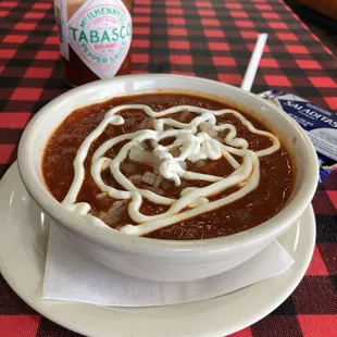 Steakhouse Chili with onion and sour cream.  Good flavor.  I liked that it was not loaded with beans.