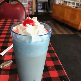 Root Beer Float.  Yum, yum.  Alexis special.