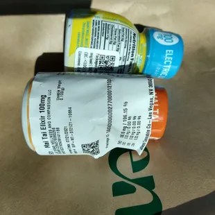 Liquid edible Mai Tai sip