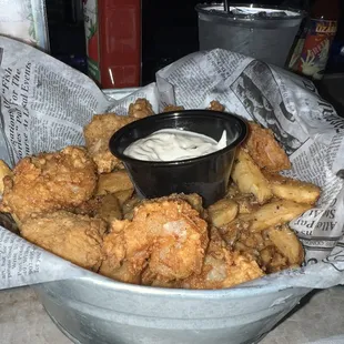 shrimp bucket with SIDE Garlic Aioli