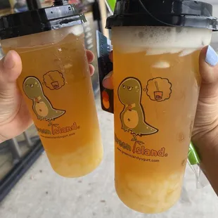 Passion fruit tea with lychee jelly; lychee tea with lychee jelly