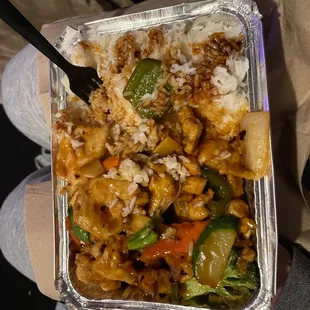 Szechuan chicken with white rice