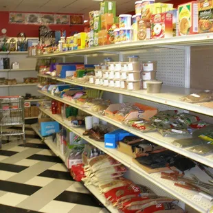 shelves of food in a grocery store