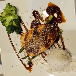 Pecan Crusted Salmon Filet