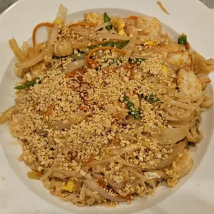 Shrimp Phad Thai Noodles