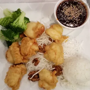 Crispy Jumbo Shrimp with Honey Sesame Sauce ($16.95).