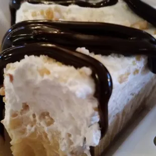 Peanut butter pie with hot fudge!