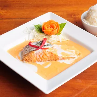 GL7. Panang Curry Salmon