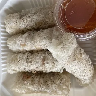 A8. Green Lotus Egg Roll