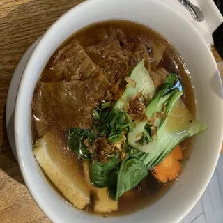 N4. Eastern Duck Style Noodle Soup