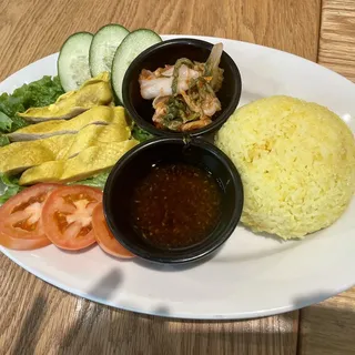R6. Hainan Chicken Rice Plate