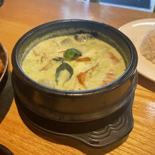C1. Green Curry