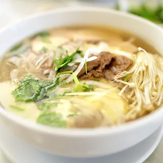 N1. Vietnamese Pho Noodle Soup