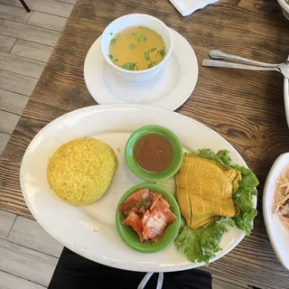 R6. Hainan Chicken Rice Plate