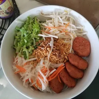 R8. BBQ Sausage Vermicelli Bowl