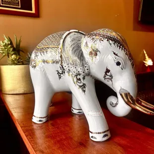 Elephant | Inside