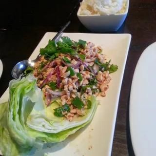 Larb Kai*
