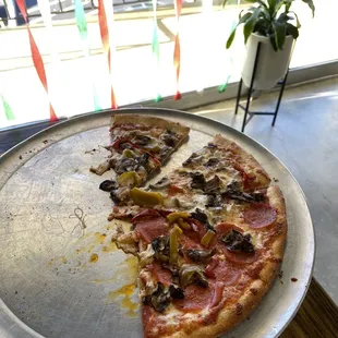 Medium pepperoni, Mushroom and green peppers Pizza